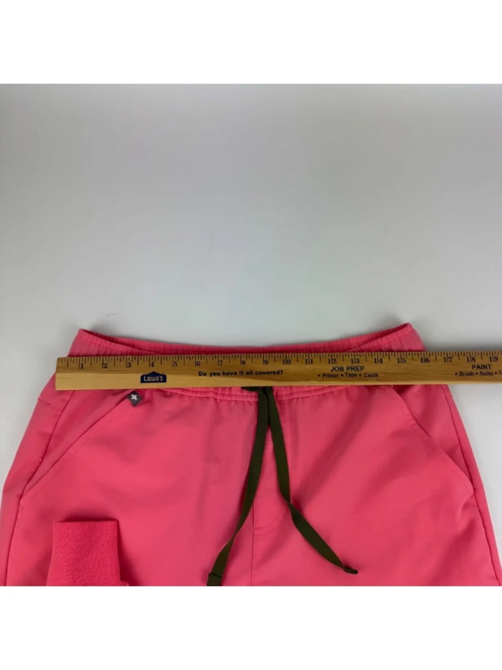 FIGS Mens Size M x 30